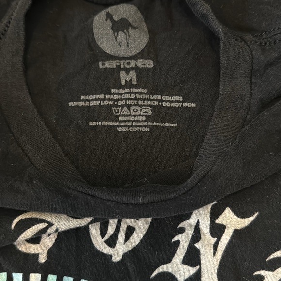 DEFTONES vintage concert tee - Picture 2 of 2